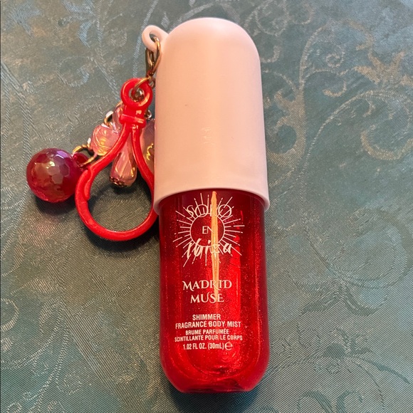 Sol de Janeiro Other - Solo en Ibiza Madrid Muse Shimmer Body Mist in Red